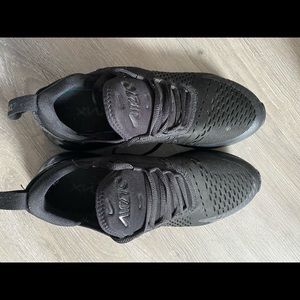 Men’s Triple Black Nike 270